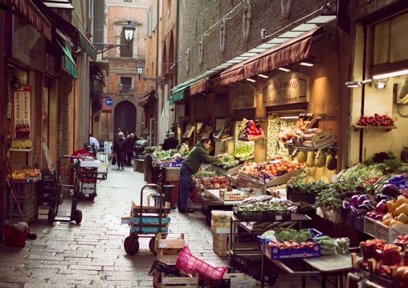 Regione Emilia Romagna – Via al nuovo bando a favore di negozi, bar e ristoranti